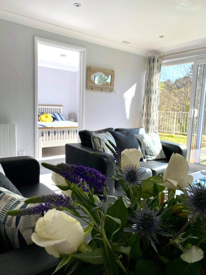Captivating 2-Bed Villa In Millendreath Near Looe Buitenkant foto