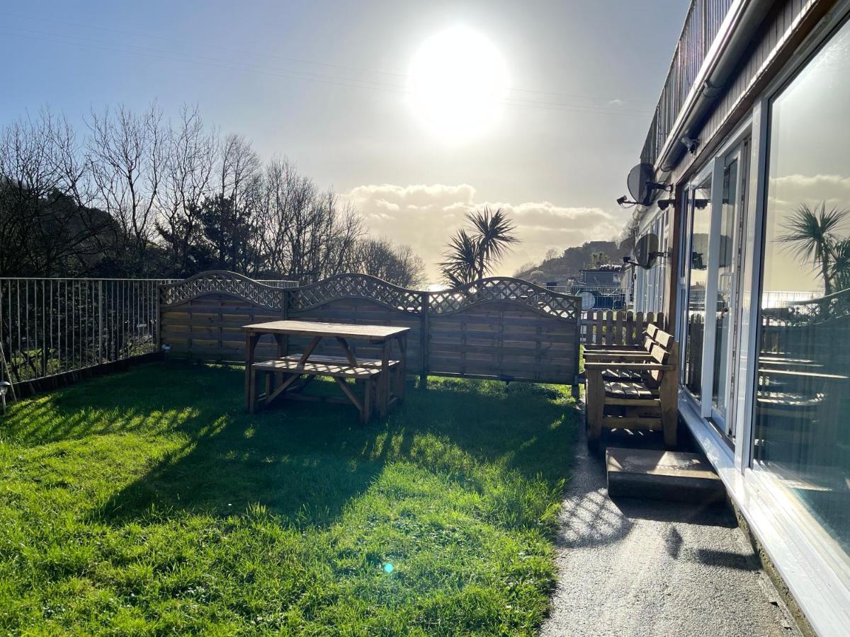 Captivating 2-Bed Villa In Millendreath Near Looe Buitenkant foto