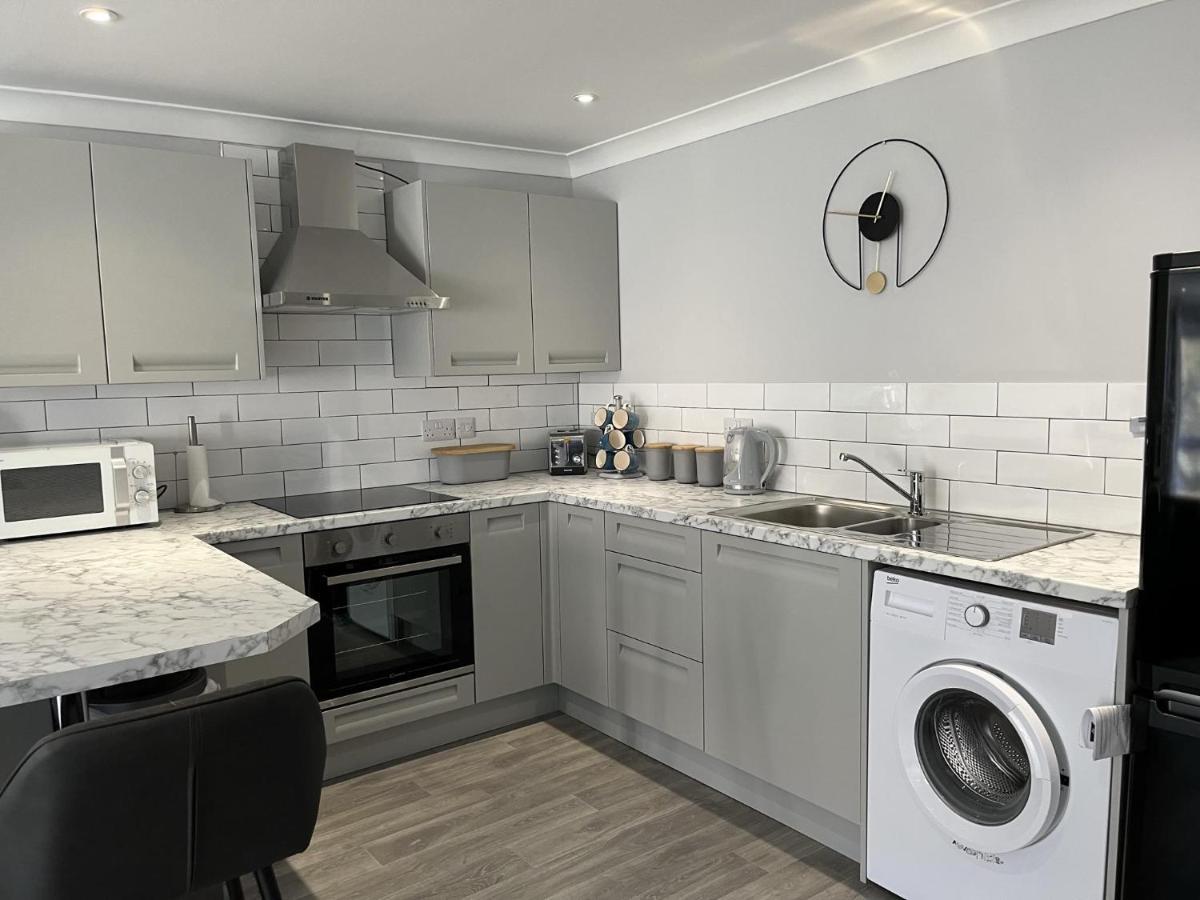 Captivating 2-Bed Villa In Millendreath Near Looe Buitenkant foto