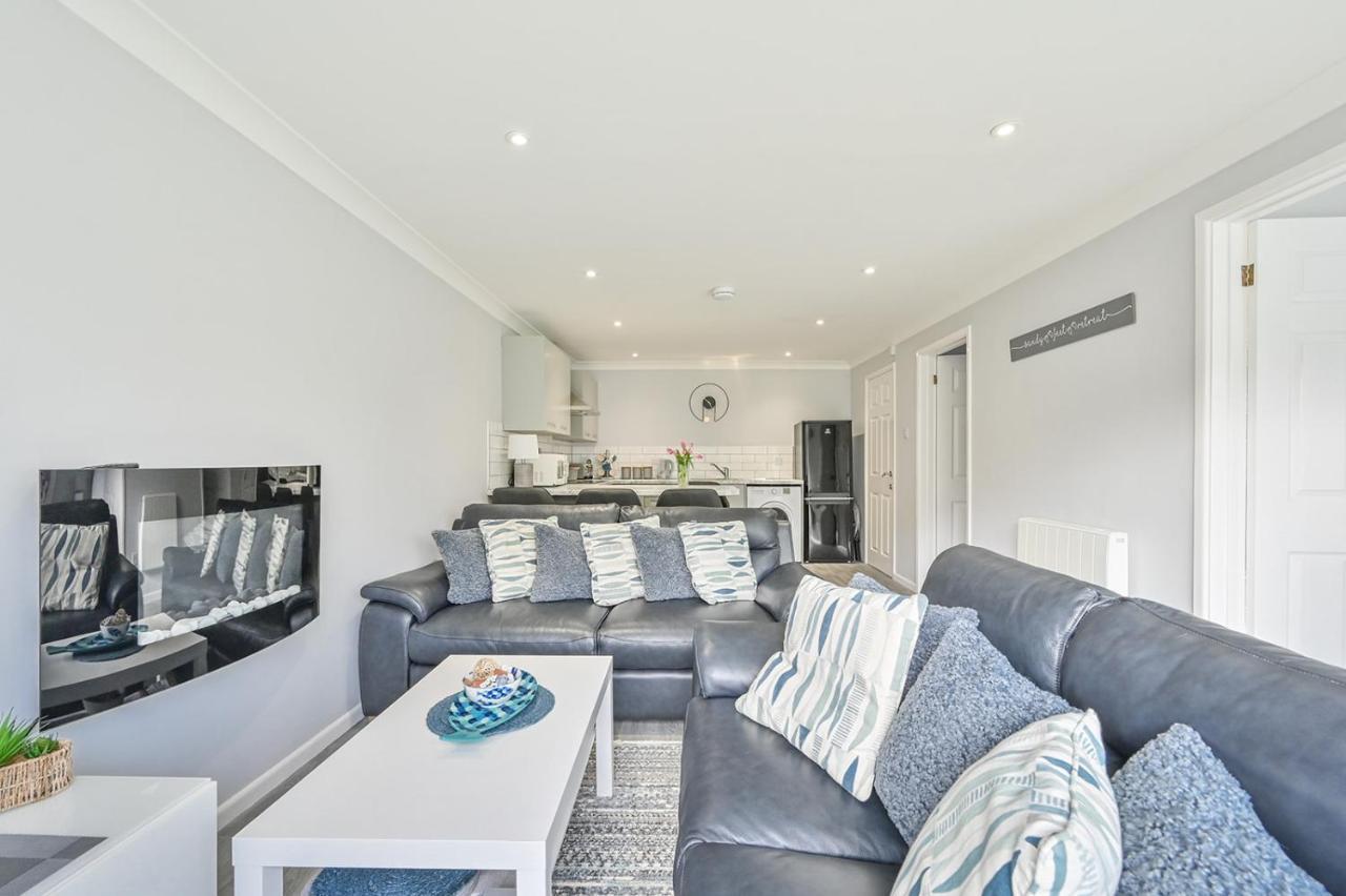 Captivating 2-Bed Villa In Millendreath Near Looe Buitenkant foto